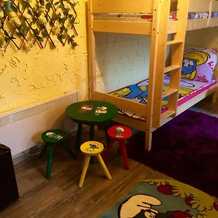 Ograda Cu Povesti Verdea